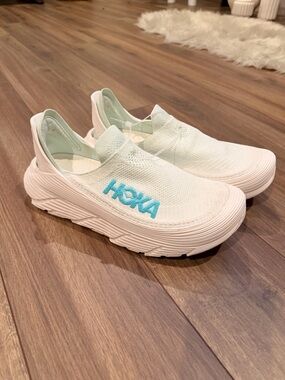 HOKA unisex men’s 13/womens 14 NEW minor dirt on fabric of toe area - never worn